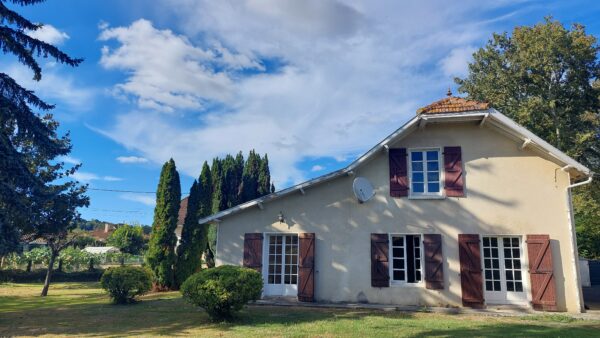 Maison 5 pièces 135 m² MONTARDON VENDU