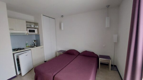 Lot de 2 Studios avec parking 39 m² / LOURDES / VENDU – Image 3