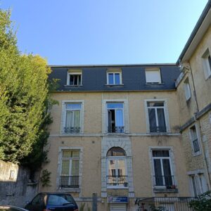 STUDIO PAU CENTRE VENDU