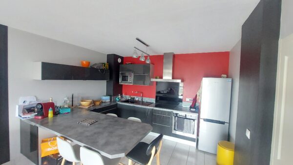 Appartement 2 pièces 53 m² / BILLERE / VENDU – Image 2
