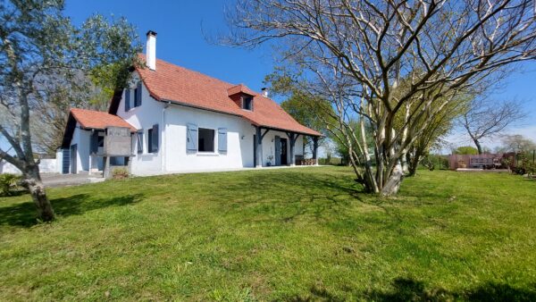 Maison 4 CHAMBRES 152 m² / MORLAAS / VENDU – Image 2