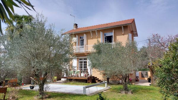 Maison 5 pièces 122 m² TARBES