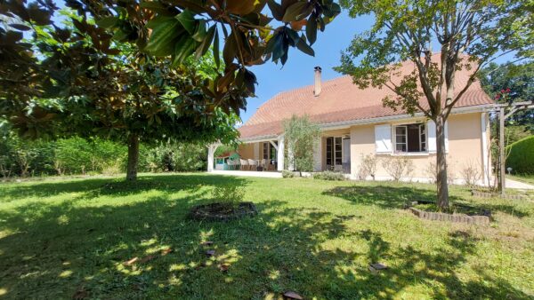 Maison de plain-pied 4 chambres SECTEUR IDRON VENDU