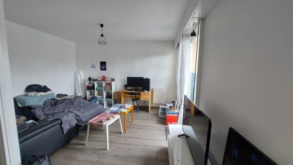 T1 VENDU LOUE HAUT DE BILLERE AVEC PARKING SOUS COMPROMIS – Image 5