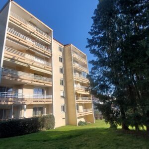 T1 VENDU LOUE HAUT DE BILLERE AVEC PARKING SOUS COMPROMIS