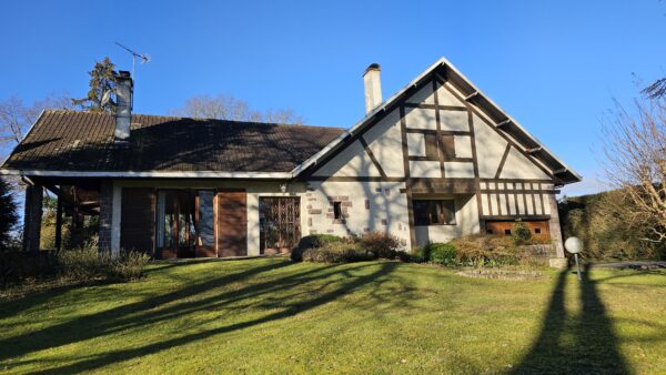Maison familiale 7 CHAMBRES 300 m² LONS NOUVEAUTE – Image 10