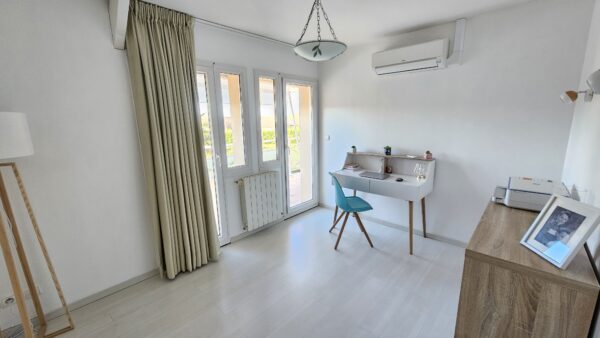 Maison familiale 6 CHAMBRES 250m² A 2 MIN DE PAU NOUVEAUTE – Image 9