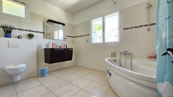 Maison 5 CHAMBRES 197m² IDRON VENDU – Image 10