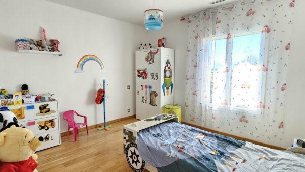 Maison 5 CHAMBRES 197m² IDRON VENDU – Image 8