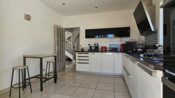 Maison 5 CHAMBRES 197m² IDRON VENDU – Image 5