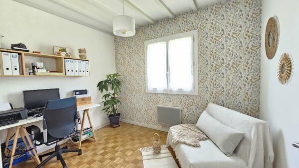 Maison 4 CHAMBRES 153 M² SECTEUR MORLAAS VENDU – Image 4