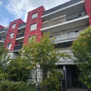 APPARTEMENT T4 AVEC TERRASSE ET DOUBLE GARAGE PAU PROXIMITE COMMODITES