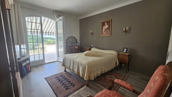 Maison 5 CHAMBRES 200m² A 5 min de MORLAAS 64160 VENDU – Image 7
