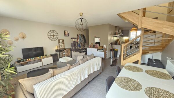 Maison 4 pièces 80 m² / ARTIGUELOUVE / SOUS COMPROMIS – Image 6