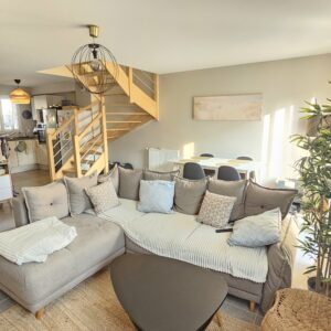 Maison 4 pièces 80 m² / ARTIGUELOUVE / SOUS COMPROMIS