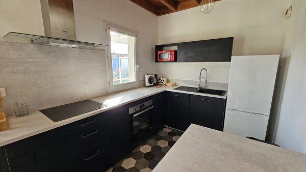 APPARTEMENT T3 AVEC TERRASSE ET PARKING LONS 64140 VENDU – Image 3