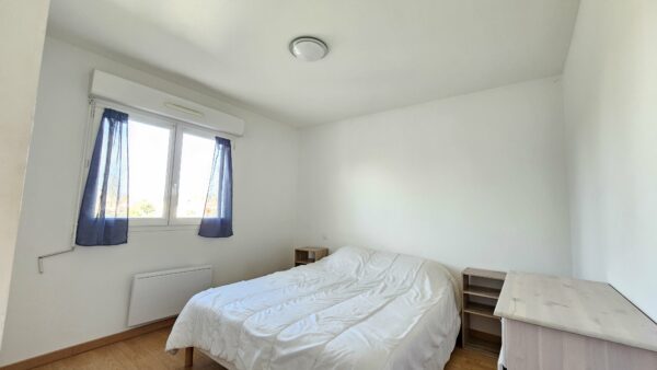 APPARTEMENT T3 AVEC TERRASSE ET PARKING LONS 64140 VENDU – Image 5