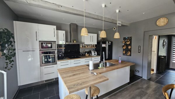 Maison 3 CHAMBRES + 1 BUREAU PROCHE LESCAR NOUVEAUTE – Image 3