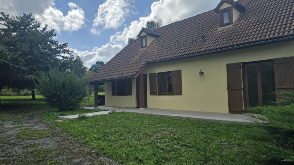 Maison 4 CHAMBRES AVEC GARAGE MORLAAS NOUVEAUTE