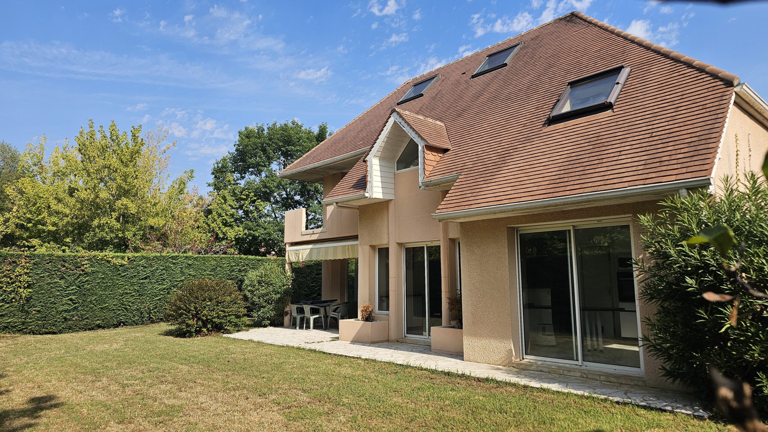 Maison 5 CHAMBRES HAUT DE LESCAR NOUVEAUTE